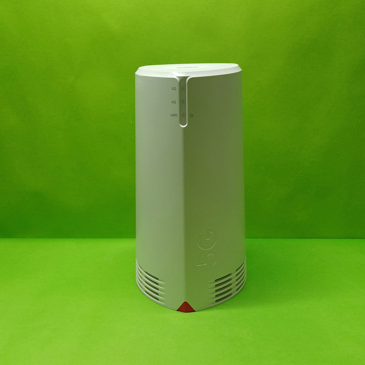 مودم سیمکارتی هوآوی(عمانتل) مدل IC5980 یا MAX3 مناسب فضای باز و 5G